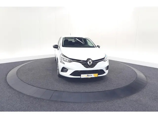 Renault Clio TCe 100 EDC Intens 2021 Benzine 81