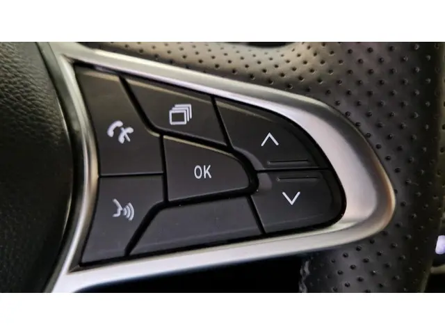 Mitsubishi Colt 1.0T First Edition 2024 Benzine 17