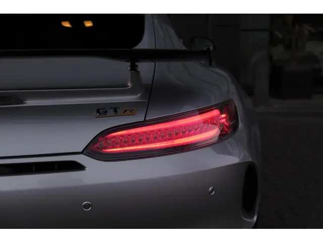 Mercedes-Benz AMG GT R 4.0 V8 585pk GTR 2018 Benzine 28