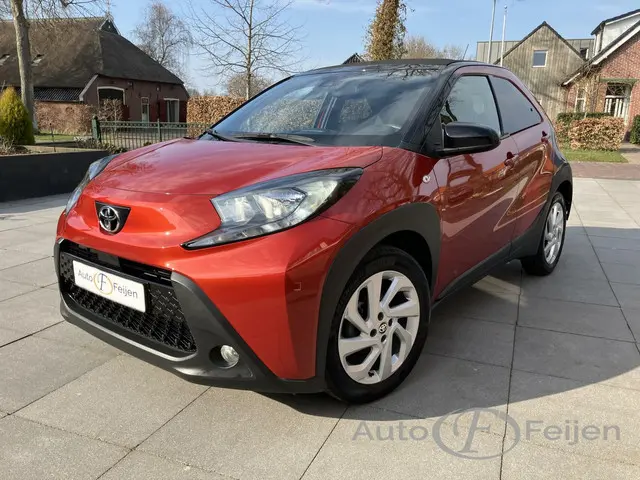 Toyota Aygo X CABRIO VVT-I ENVY 2022 Benzine