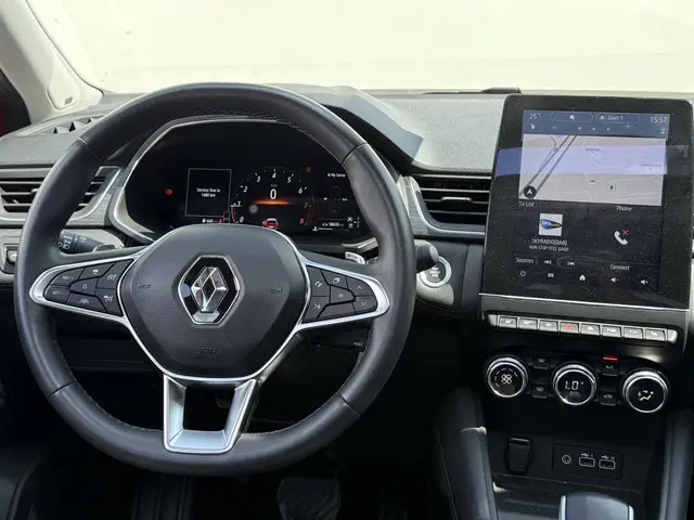 Renault Captur 1.3 160 iconic 2023 Benzine 23