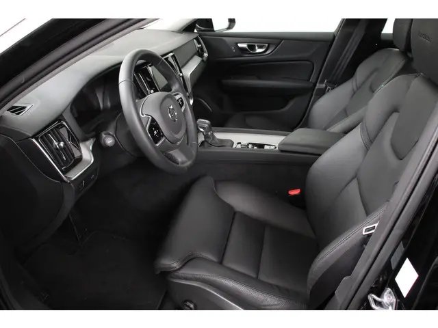 Volvo V60 2.0 T5 250pk Automaat Inscription 2019 Benzine 9