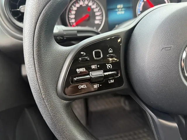 Mercedes-Benz eCitan 112 Pro 2023 Elektrisch 19