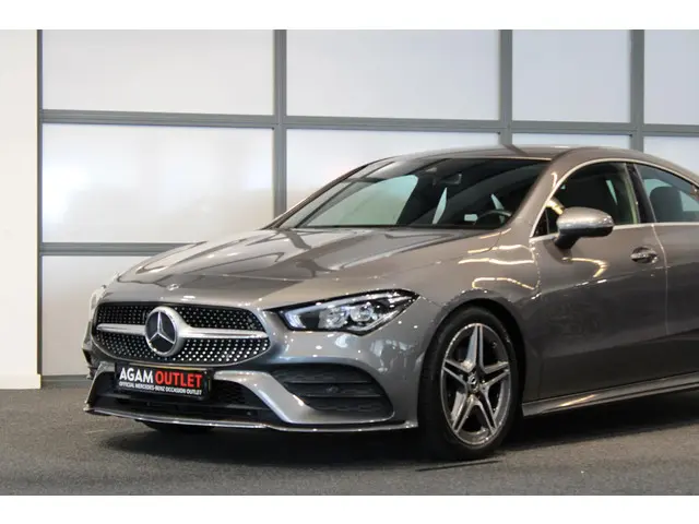 Mercedes-Benz CLA Coupé 180 Advantage 2019 Benzine 4