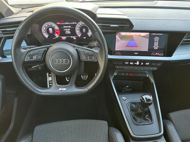 Audi A3 SPORTBACK 35 TFSI S line I Pano I 2021 Benzine 13