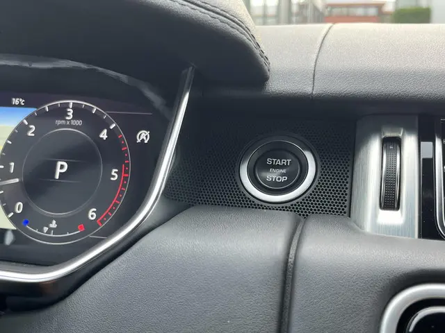 Land Rover Range Rover 4.4 SDV8 Vogue 2018 Diesel 57