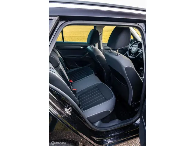 Škoda Fabia Combi 1.0 TSI Style, Volle auto, 2019 Benzine 11