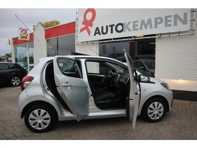 Peugeot 108 1.0 e-VTi ACTIVE-SKY 2014 Benzine 18
