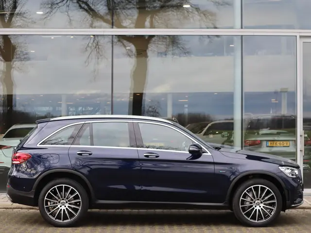 Mercedes-Benz GLC 300e 4MATIC 2020 Hybride Benzine 5