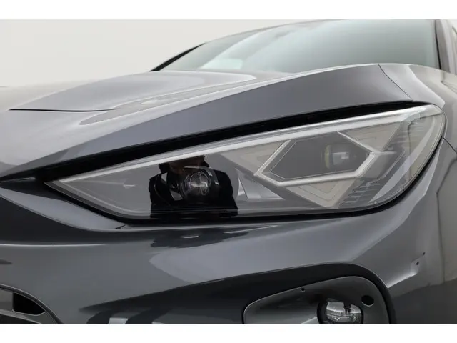 CUPRA Terramar 1.5 eTSI 2025 Benzine 38