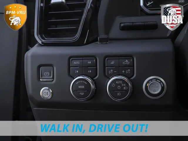 GMC Sierra 1500 | AT4 | 6.2L V8 | Black Ops 2024 Benzine 49