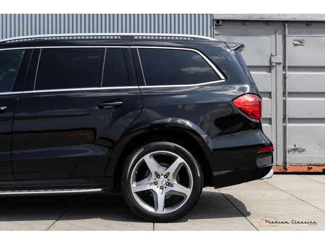 Mercedes-Benz GL AMG 63 2013 Benzine 32