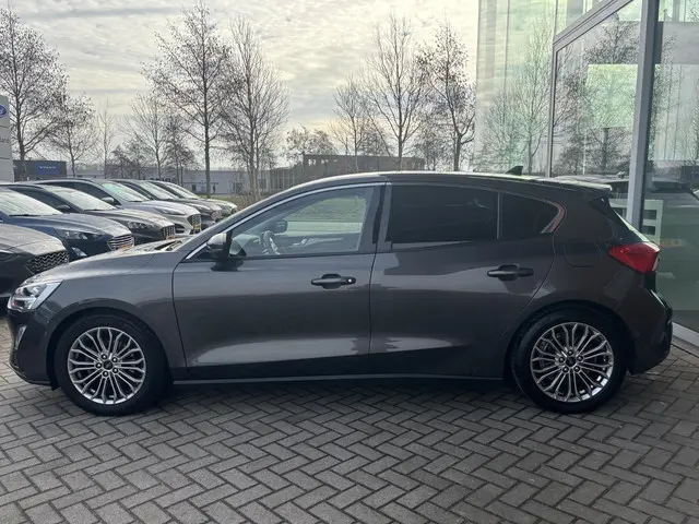 Ford Focus 1.0 EcoBoost Titanium Business 2018 Benzine 4