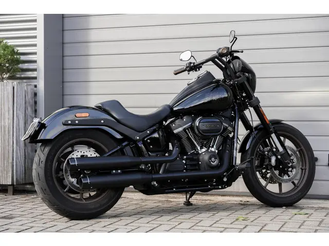 Harley-Davidson Low Rider 114 FXLR S 2020 Benzine 17