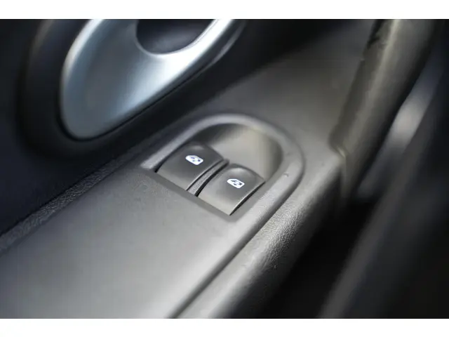 Renault Clio 2.0 RS 2013 Benzine 29