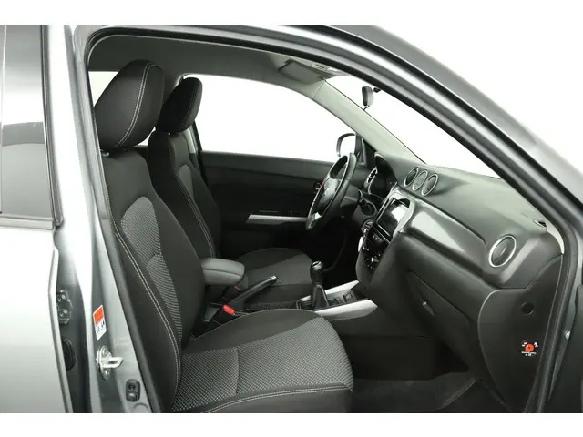 Suzuki Vitara 1.0 Boosterjet Select 2019 Benzine 22