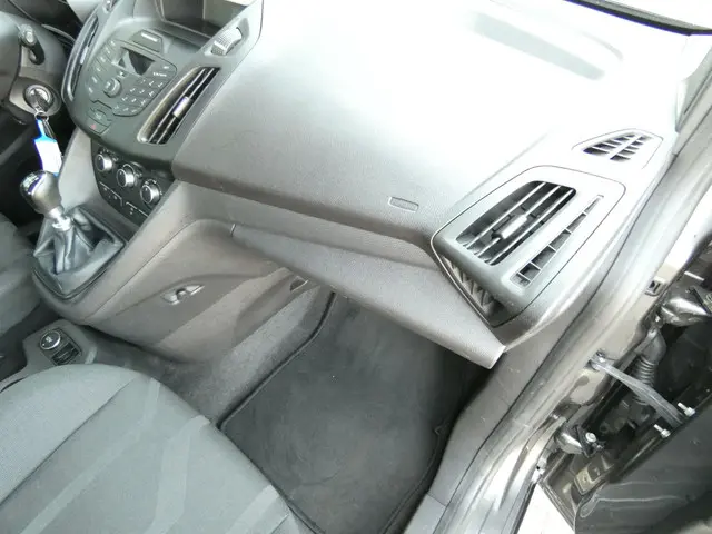 Ford Tourneo Connect HELAAS VERKOCHT!!! 2015 Benzine 38