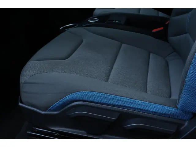 BMW i3 Basis Comfort Advance 22 kWh 2015 Elektrisch 10
