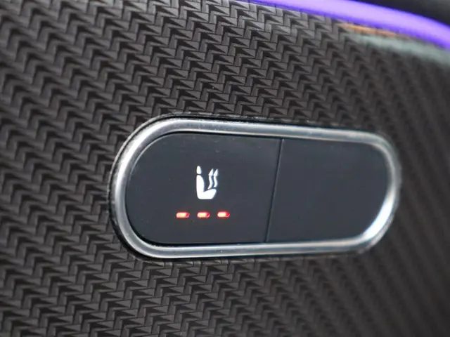 Mercedes-Benz GLA 250 e AMG Line 2022 Hybride Benzine 13