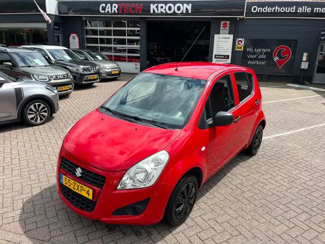 Suzuki Splash 1.0 VVT Base , All season 2013 Benzine 10