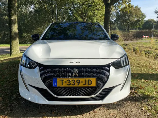 Peugeot 208 3