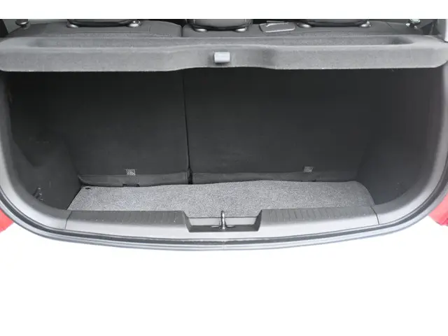 Opel KARL 1.0 ecoFLEX Edition 2015 Benzine 13