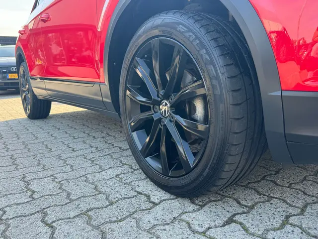 Volkswagen T-Roc 1.5 TSI Sport Business R 2022 Benzine 9
