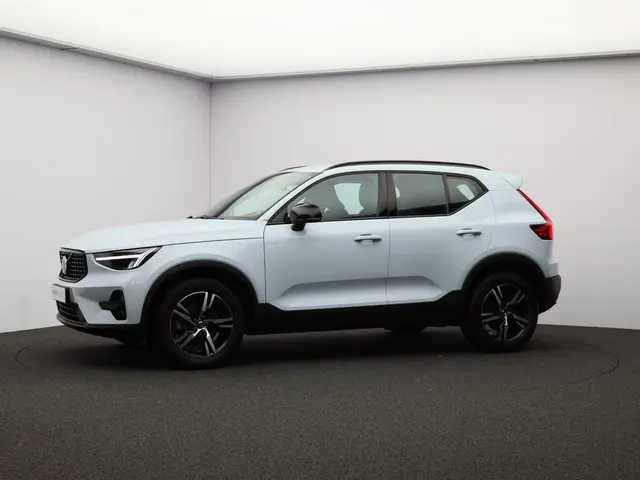 Volvo XC40 2.0 B4 Plus Dark 2024 Benzine 23