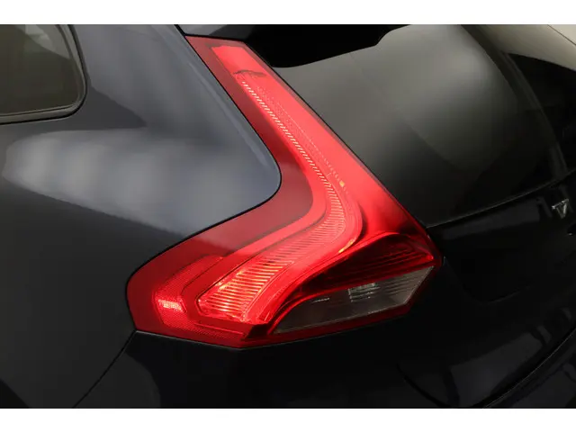 Volvo V40 Cross Country 1.6 T4 Summum 2013 Benzine 26