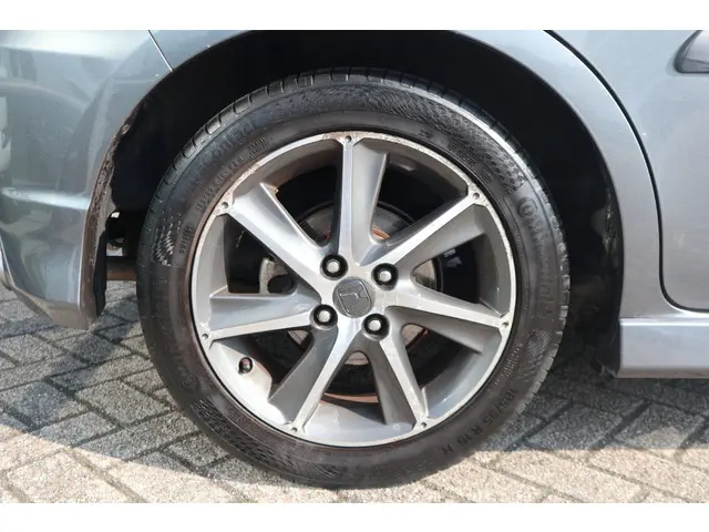 Honda Jazz 1.4 Elegance 2013 Benzine 29