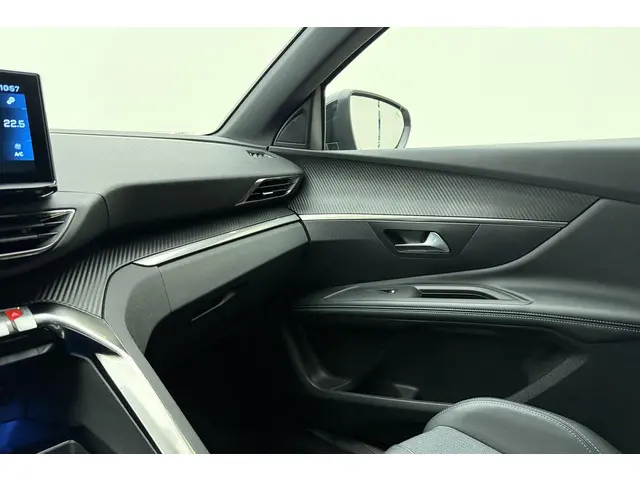 Peugeot 3008 1.2 Hybrid 136 Allure 2024 Hybride Benzine 31