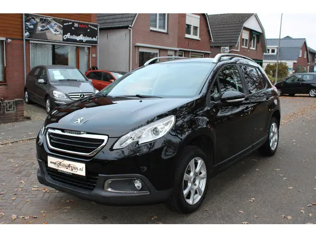 Peugeot 2008 1.2 PureTech Style 2015 Benzine 24