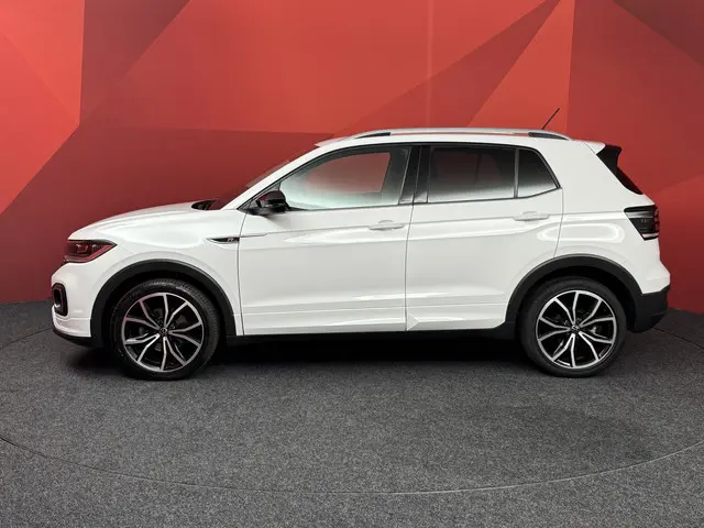Volkswagen T-Cross 1.0 TSI R-Line 2021 Benzine 17