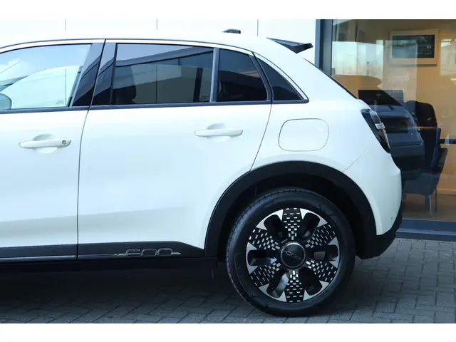 Fiat 600 1.2 Hybrid La Prima 2024 Benzine 5