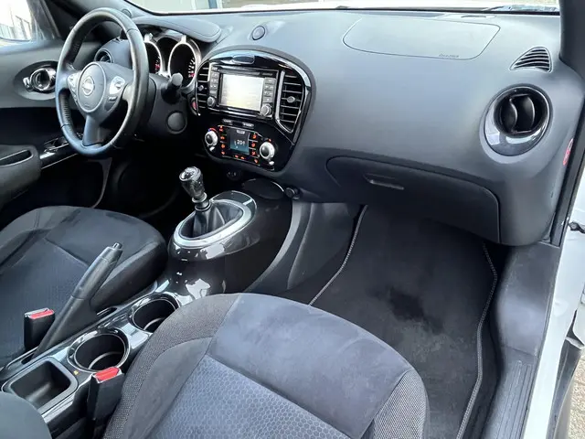 Nissan Juke 1.2 DIG-T S/S Connect Edition 2014 Benzine 61
