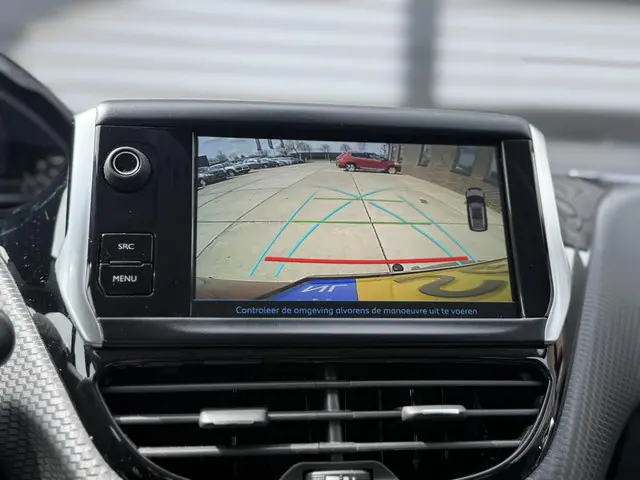 Peugeot 2008 1.2 PureTech Allure 2018 Benzine 14