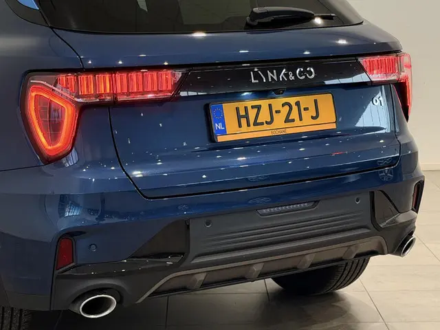 Lynk & Co 01 1.5 PHEV 2025 Hybride Benzine 32
