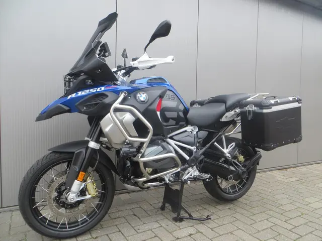 BMW R 1250 GS Adventure Rallye 2024 Benzine 12