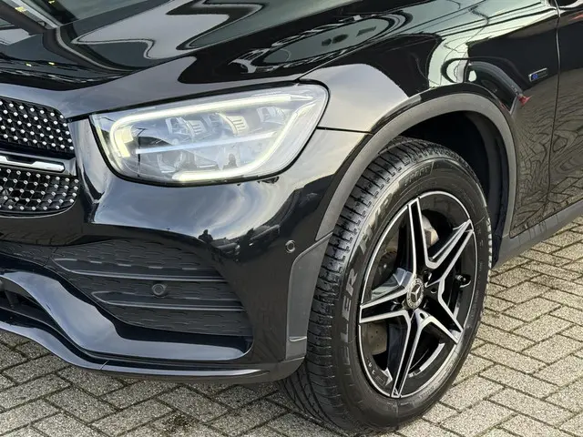 Mercedes-Benz GLC 300e 4MATIC 2020 Hybride Benzine 5