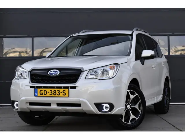 Subaru Forester 2.0 Luxury 4x4 Automaat NAP 2015 Benzine