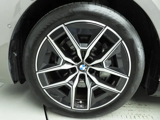 BMW i5 Touring xDrive40 2025 Elektrisch 47