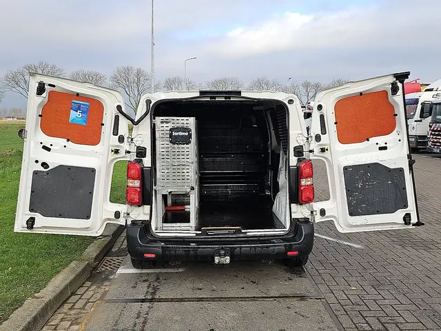 Peugeot Expert 2.0 2019 Diesel 15