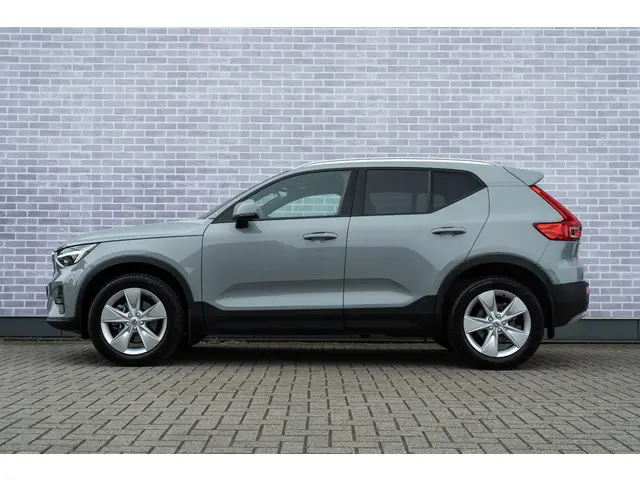 Volvo XC40 B4 197 pk Core 2023 Benzine 11