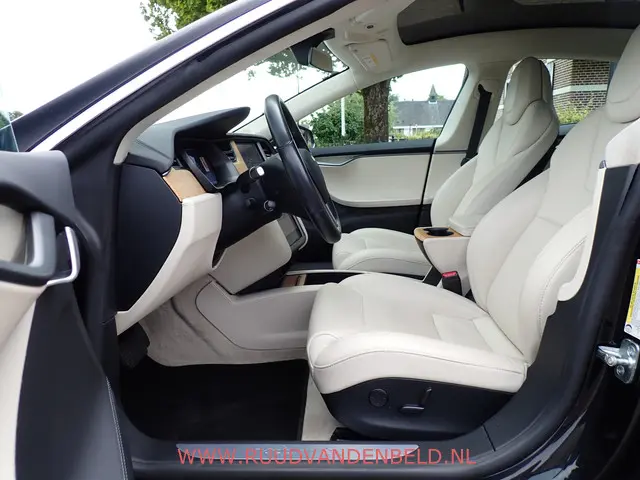 Tesla Model S 75D 2018 Elektrisch 9