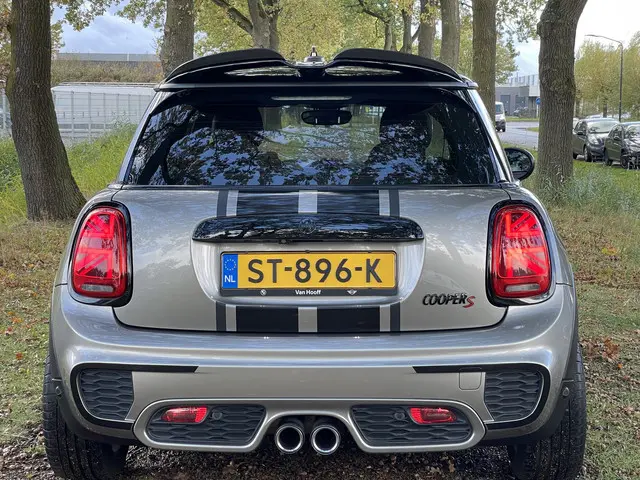 MINI Cooper S Mini 2.0 2018 Benzine 9