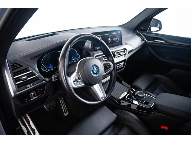 BMW X3 xDrive30e High Executive 2023 Hybride Benzine 19