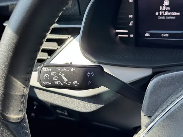 Škoda Kamiq 1.0 TSI Ambition DSG 110 pK 2024 Benzine 23