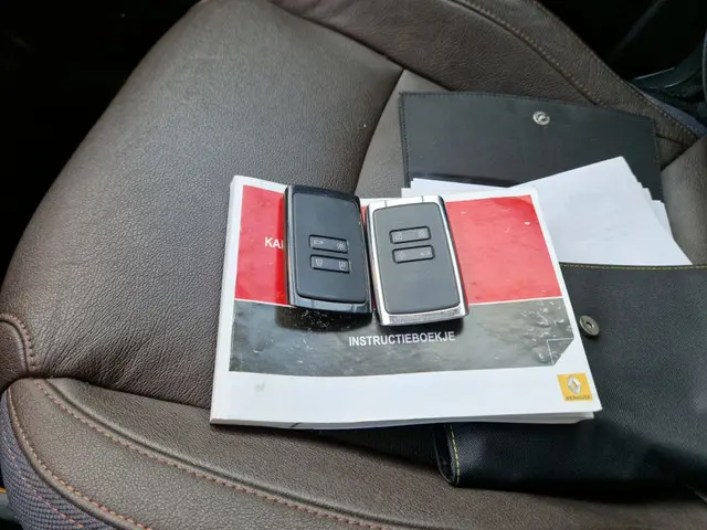 Renault Kadjar 1.6 TCe Bose 2017 Benzine 23