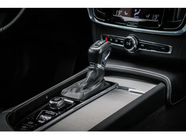 Volvo V90 2.0 T4 Inscription 2020 Benzine 7