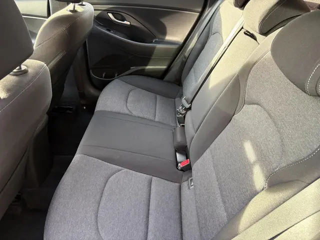 Hyundai i30 1.0 T-GDi MHEV Comfort 2023 Hybride Benzine 17